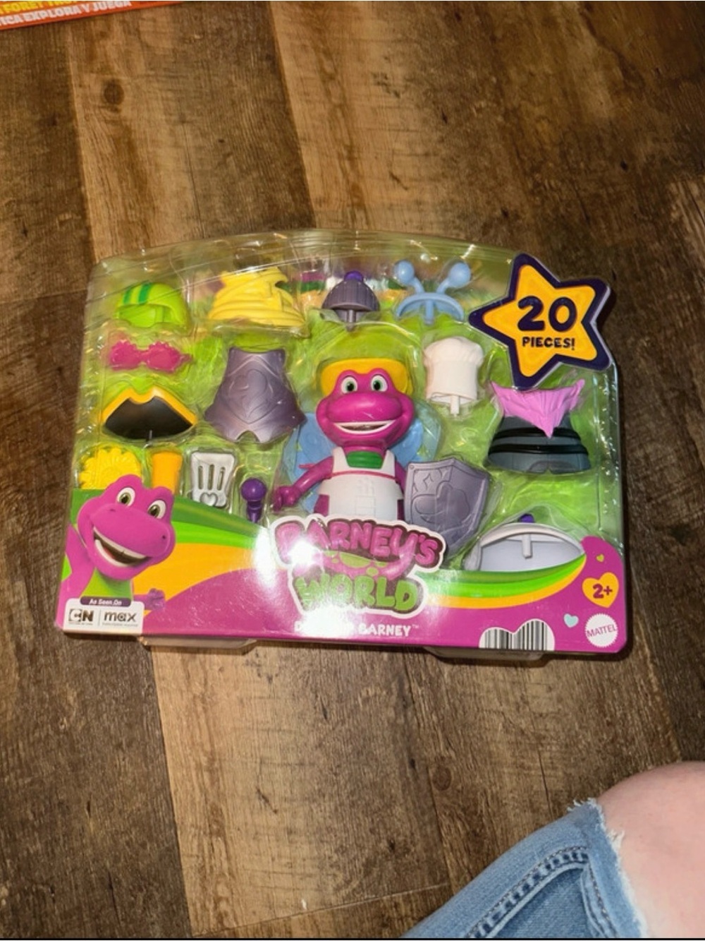 Barney dress and play